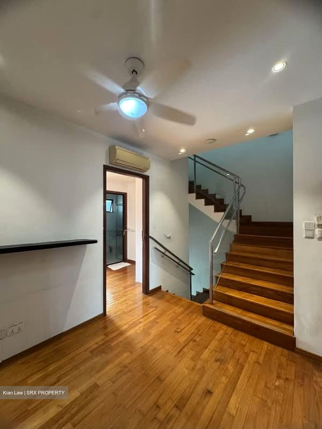 Sembawang Hills Estate (D20), Terrace #582395851